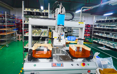 Robotik Havuz Temizleyici &Uuml;reticisi